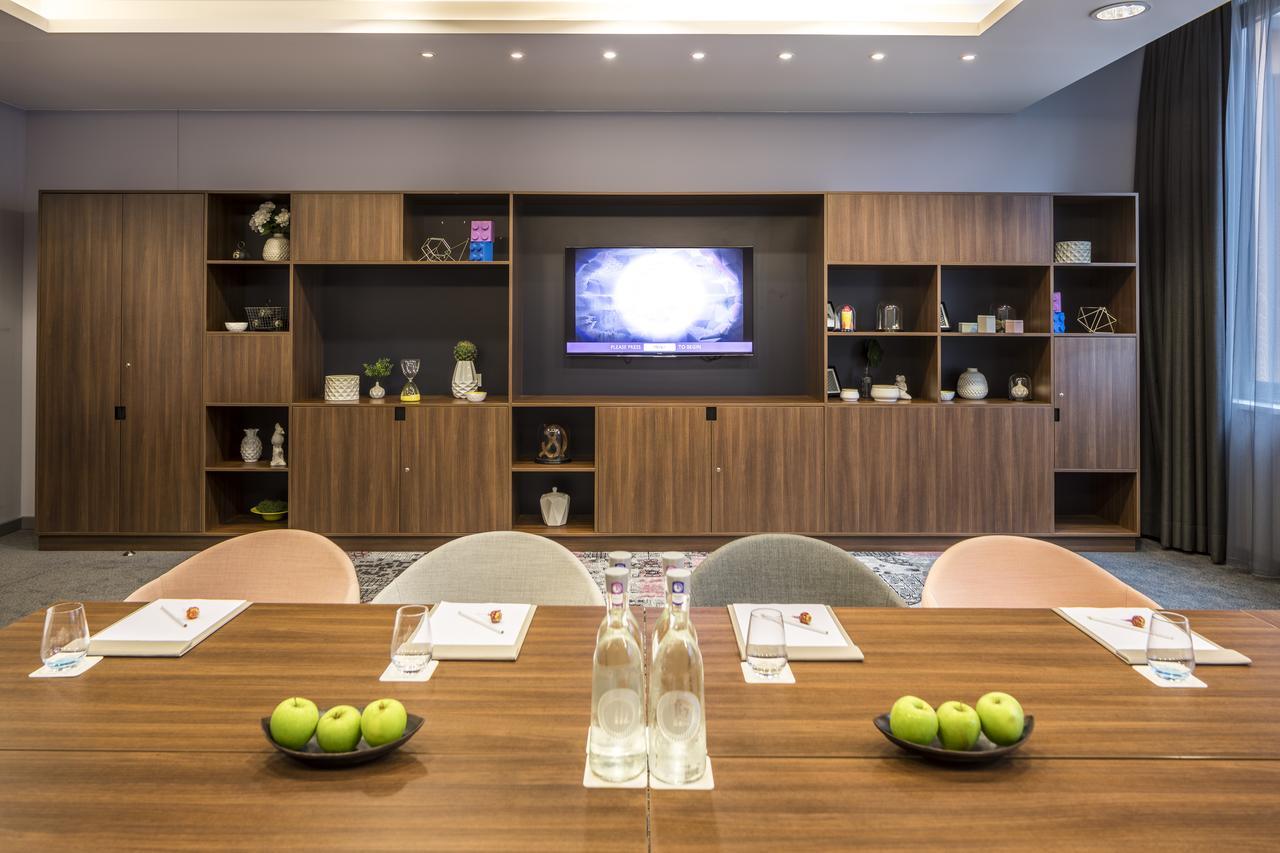 Capri By Fraser, Frankfurt Франкфурт на Майн Екстериор снимка